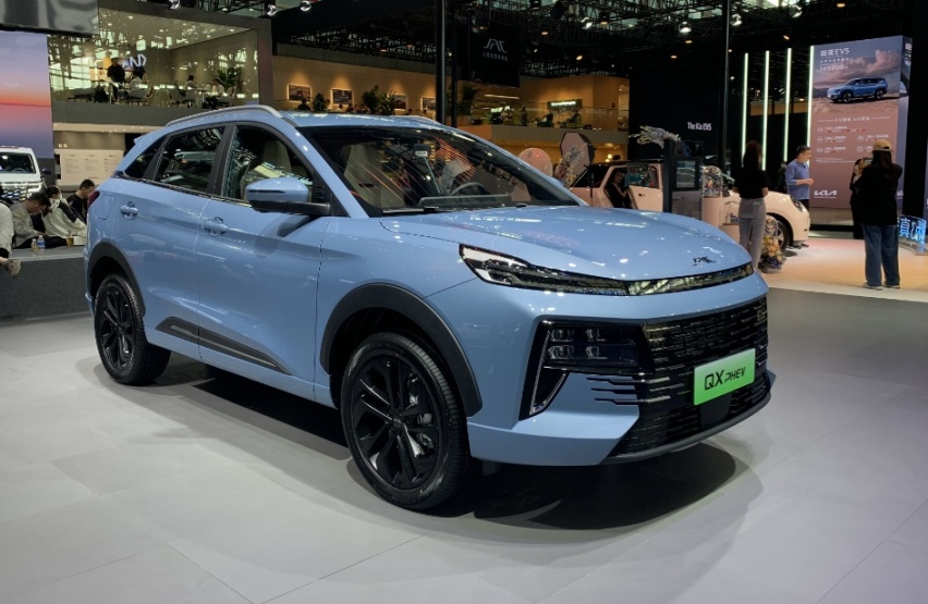 12.99万起的插电混动SUV，实拍性价比十足的江淮QX PHEV