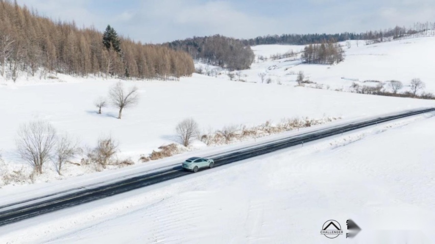 阿维塔雪原炫技：是否能在大雪中保持稳定？
