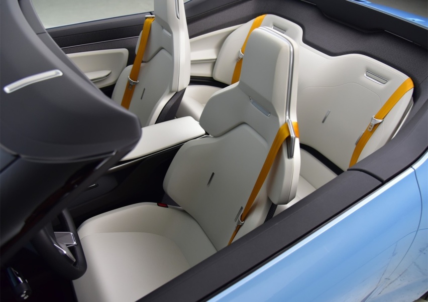 国内仅仅只有十台 极星Polestar 6 168万起售
