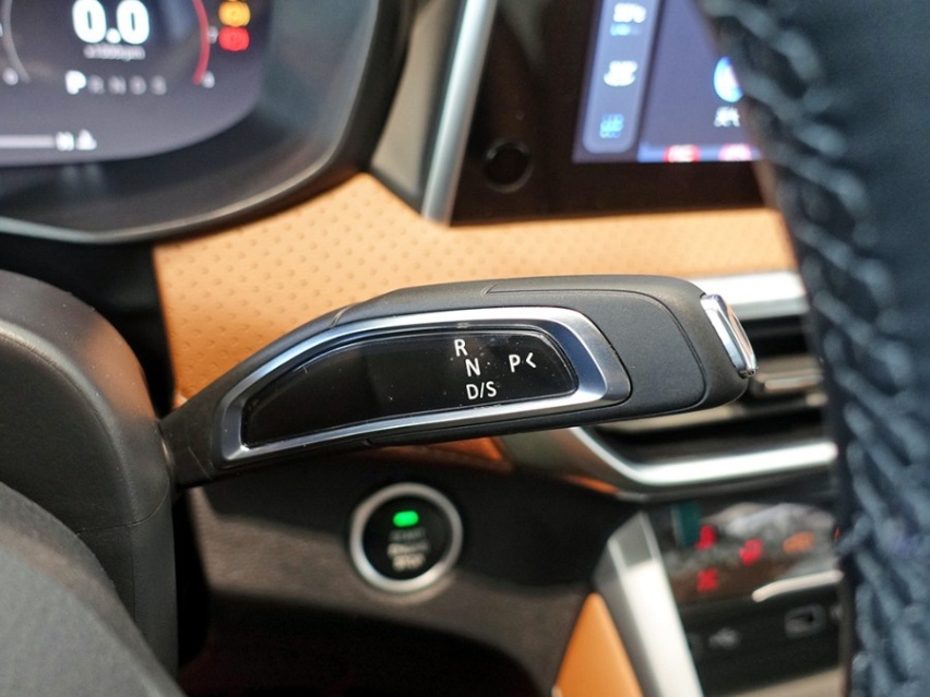 空间宽敞、配置丰富的家用MPV，实拍2021款大通G50 PLUS