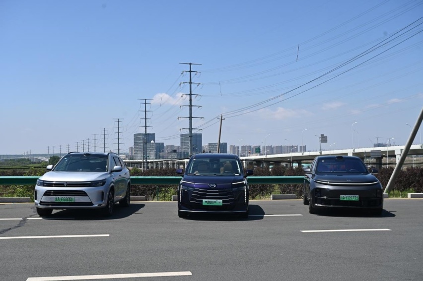 问界M7、理想L7和传祺E8，驰骋东北大地，E8成为最优选！