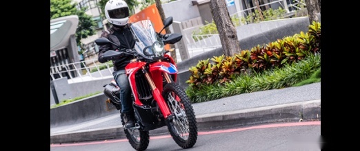 越野玩乐、上班通勤一车包办，本田CRF300L与拉力双车评测