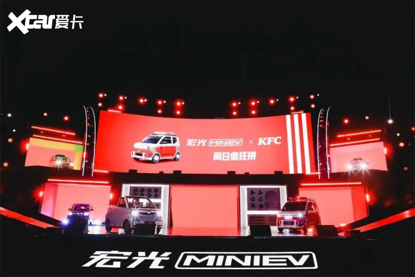 宏光MINIEV家族焕新 敞篷版仅售9.99万，GAMEBOY版新增配