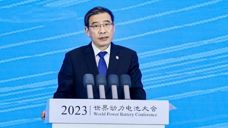 日本车对中国车的反攻，被增程和电池降价，提前挫败了