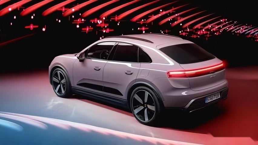 最贵的进口“杂牌车”？保时捷Macan EV售56.5万元起，预计二季