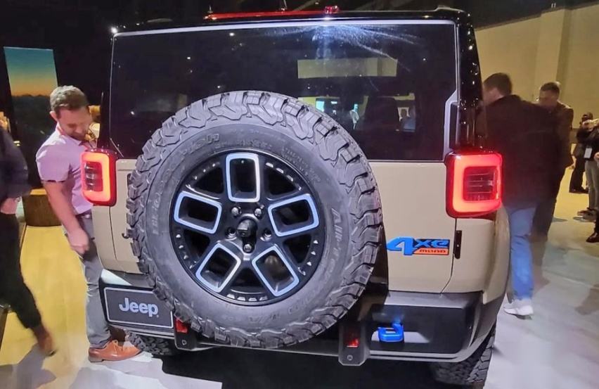 实现零排放的4x4硬派越野车 Jeep Recon概念车亮相