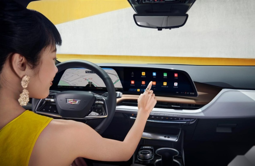 先用颜值击败对手！凯迪拉克首款先锋个性轿跑SUV GT4来了！