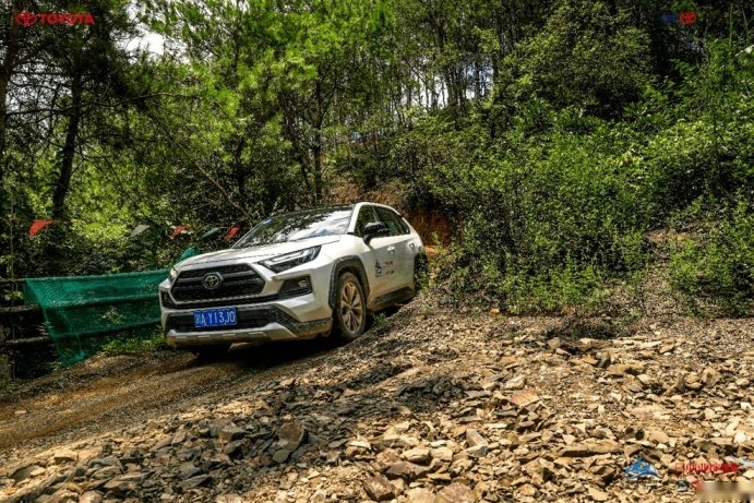 一汽丰田新RAV4荣放“生活探险+” 诠释新态度