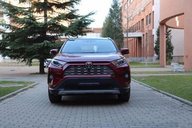 异味大、风噪明显、发动机异响，车主真实评价全新RAV4荣放