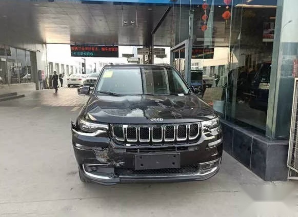 “悲”提新车？新车还未交付车主手中发生损坏，这个责任谁来担？