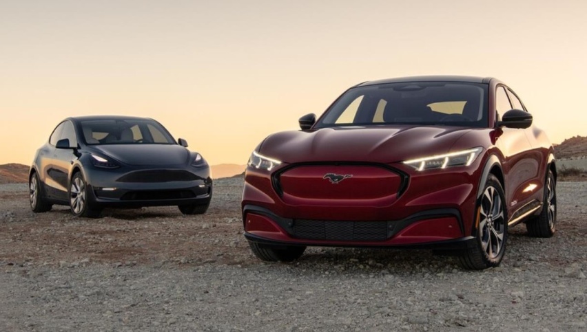 野马Mach-E对比特斯拉Model Y，跑车品牌的电动SUV怎么样？