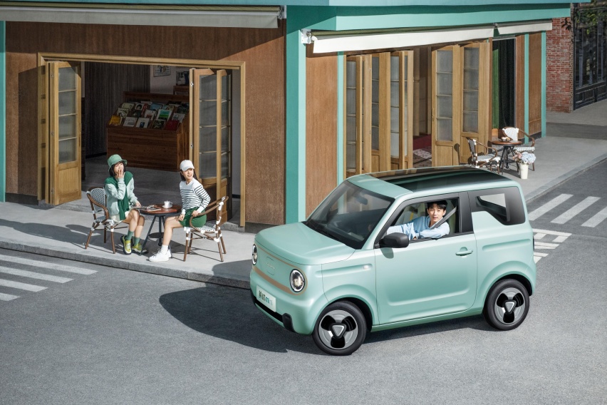 支持直流快充，3.99万起的吉利熊猫mini，你心动了吗？