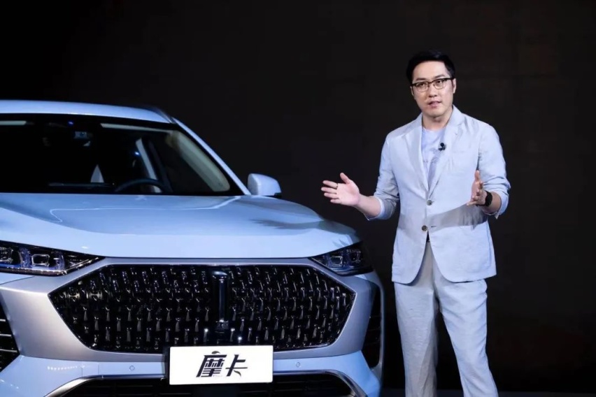 三个手势就可挪车？WEY摩卡黑科技开箱，新一轮降维打击开启