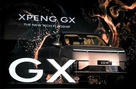艰难但是无比正确，小鹏GX杀价到26.98万元