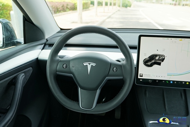 试驾特斯拉Model Y 高颜值驾控智能SUV