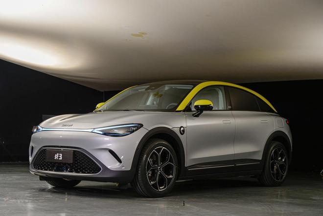 【2023上海车展】轿跑跨界纯电SUV，smart精灵#3全球首发