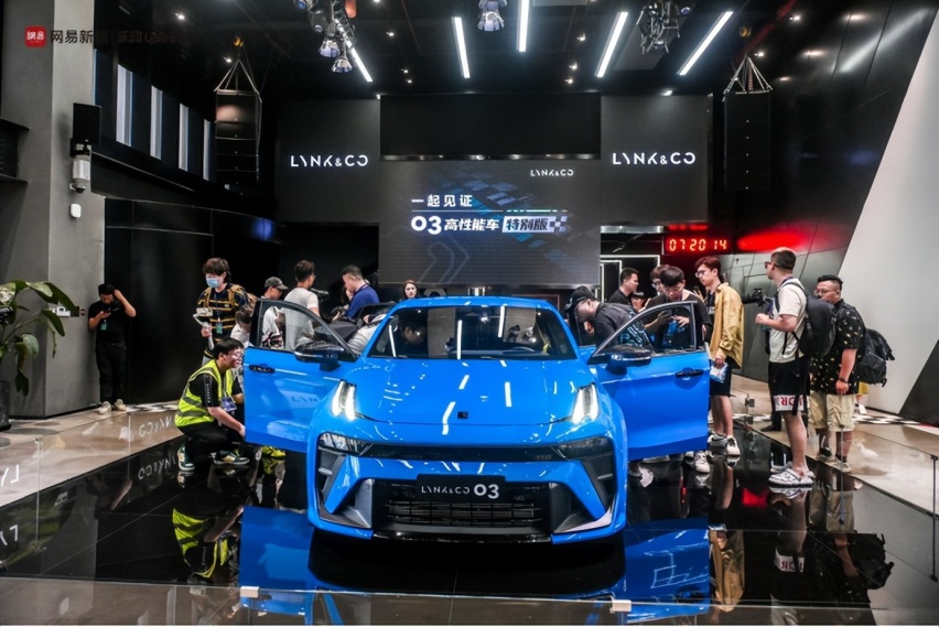 当领克让TCR赛车合法上路 “阁下”又该如何应对？