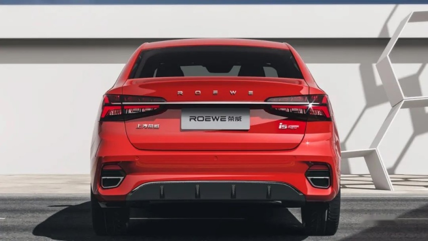 荣威i5 GT、哈弗神兽内饰、雷克萨斯新款GX都发布官图丨今日车闻