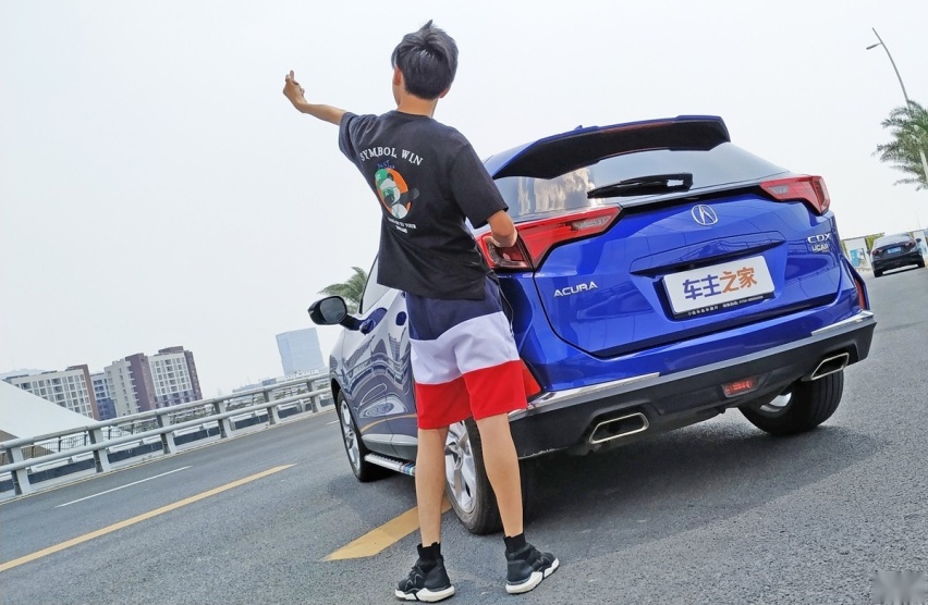 车主说车：25万买台冷门豪华SUV 到底值不值这个价？