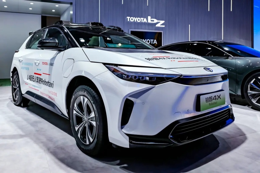 【E汽车】共创汽车新未来，丰田智电升级亮相2024北京国际车展