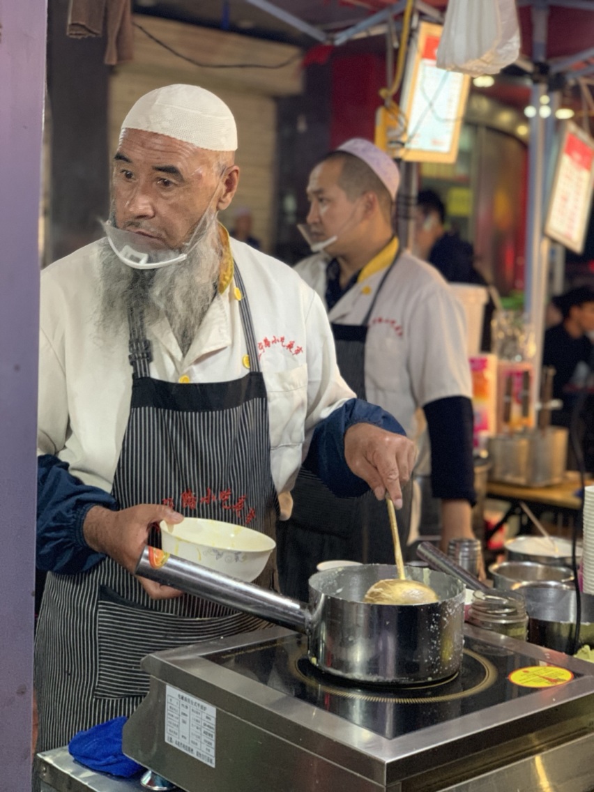 司有普游记：穿越腾格里沙漠
