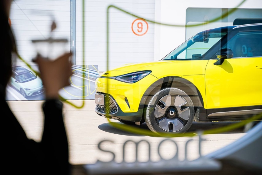 smart新能源电动SUV汽车诠释何为多面优秀