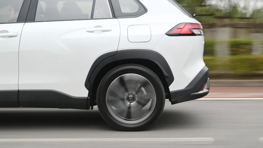 最便宜的丰田SUV，开着值不值13万？