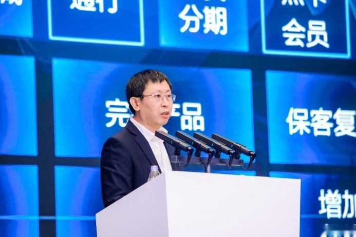 对话福田高层：混动元年的纷争与“老炮”的潇洒转身