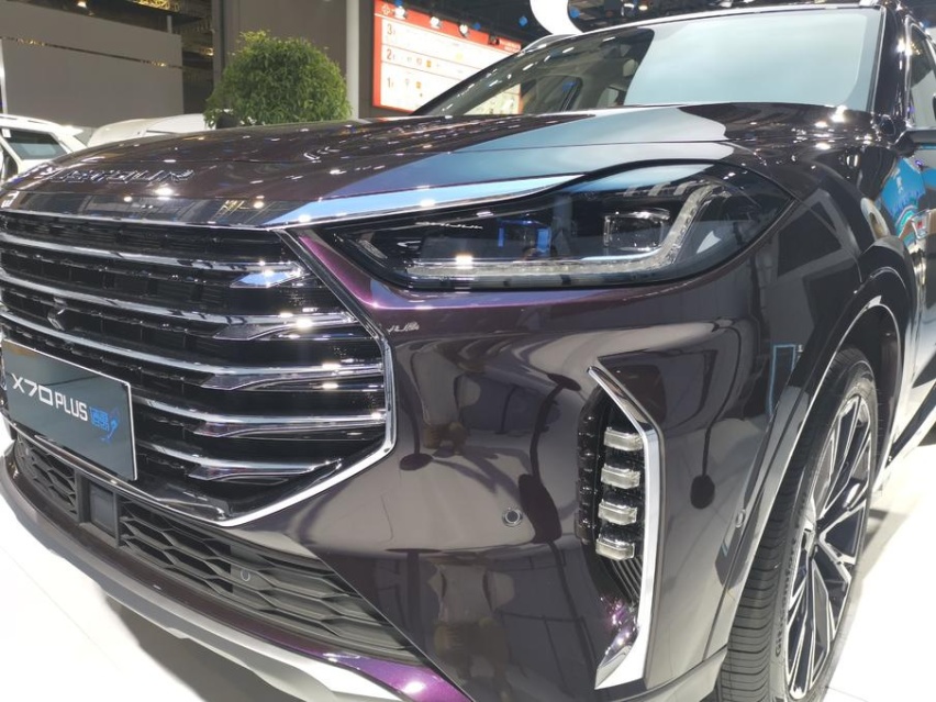 2021上海车展：捷途X70 PLUS诸葛版与捷途X90实拍