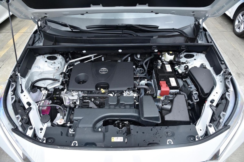 仅14.58万起的红旗HS3，让丰田RAV4情何以堪？