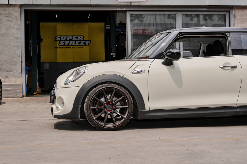 享受驾驶乐趣 MINI F56改装KWSC街道舒适版绞牙避震