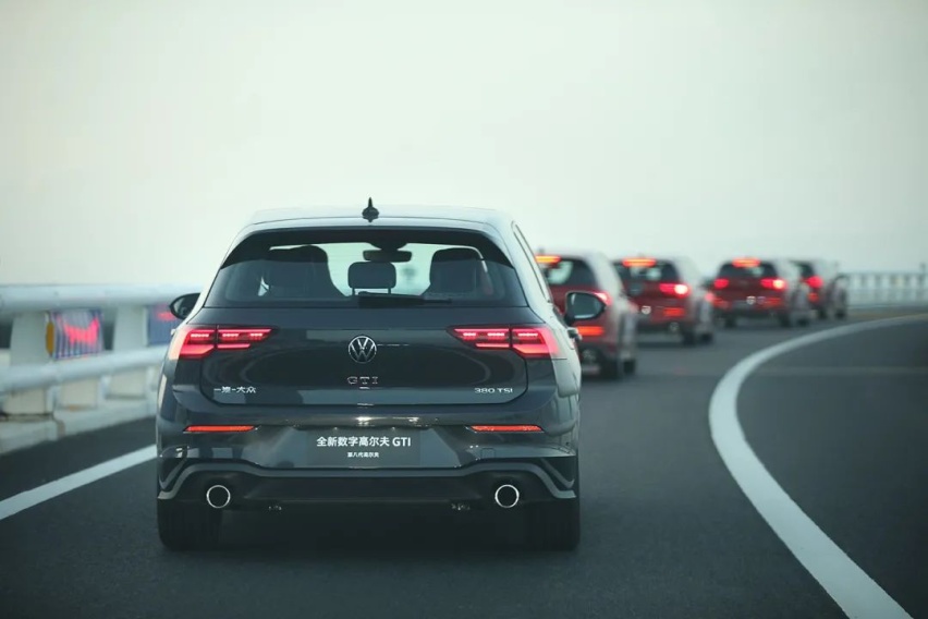 试驾全新高尔夫GTI：情怀、进步都给你