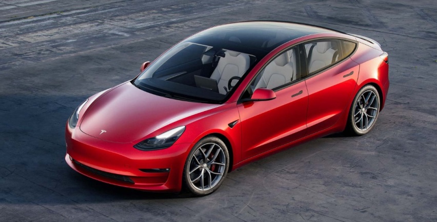 实力对决，极氪001与特斯拉Model 3P该怎么选？