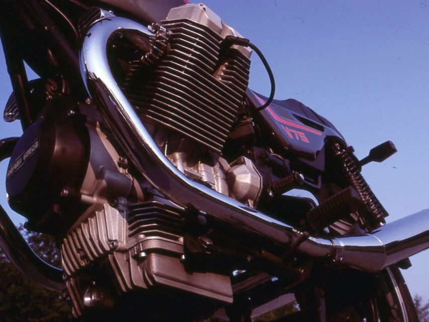 摩托知识:摩托古兹(moto guzzi)v2发动机的发展史