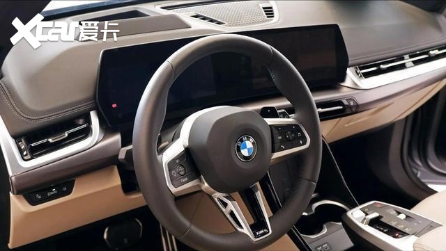 2023款宝马X1登场，又大又豪华，20万不香吗？