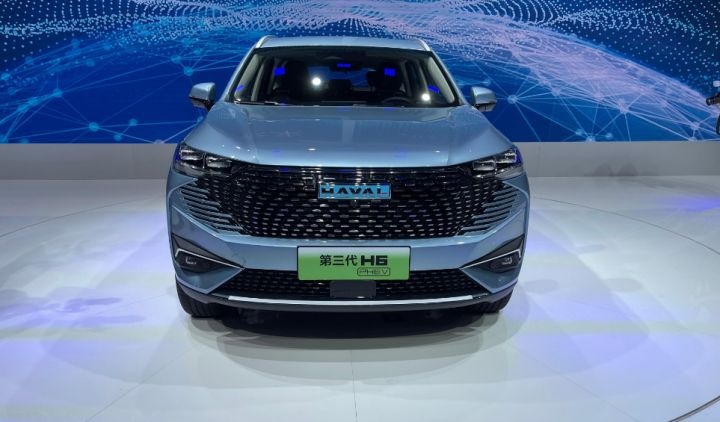 全新哈弗H6 PHEV车型亮相成都车展，比亚迪宋PLUS DM-i的对