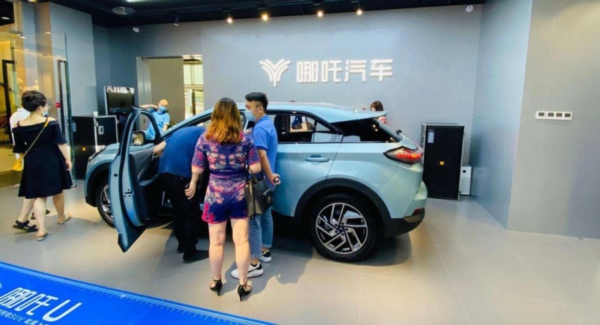 信息量爆炸的哪吒汽车新品发布会，究竟透露出了怎样的信号？