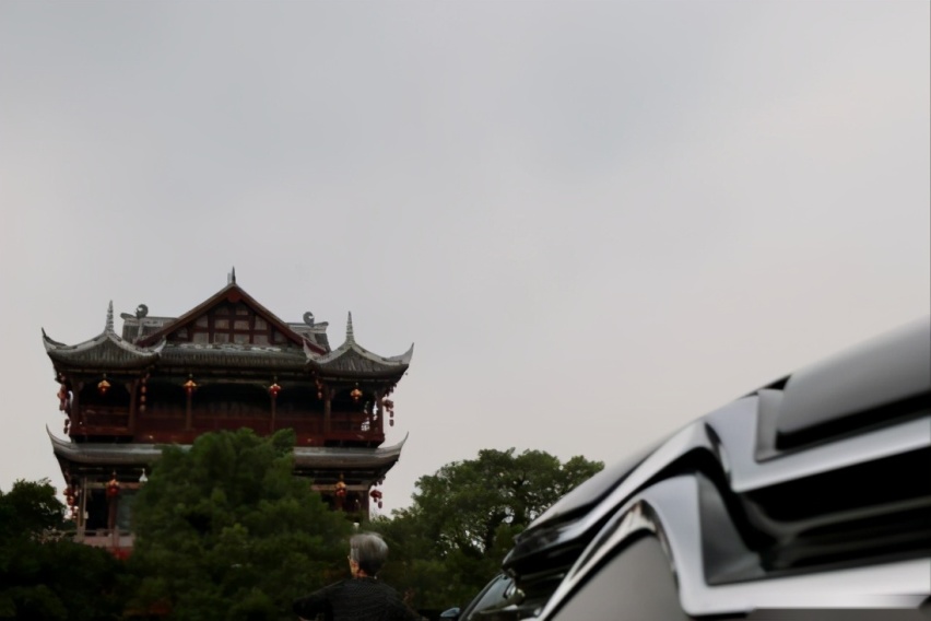 浪漫法系雪铁龙，带你走进成都夏至音乐日，三旬老头实名羡慕