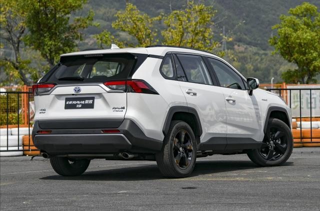 平台升级，价格下探，全新RAV4荣放售17.48-25.8万