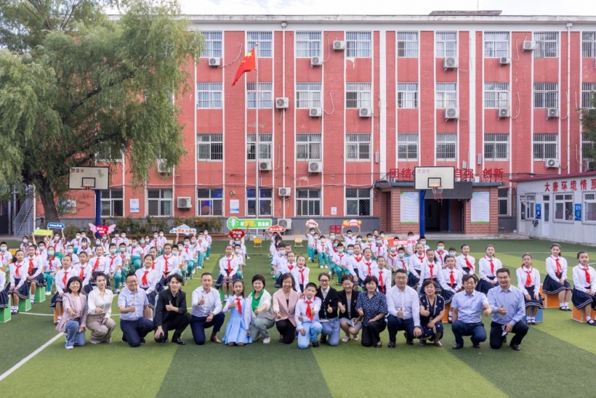 ​校园广播站开播，一汽奥迪“听少年”