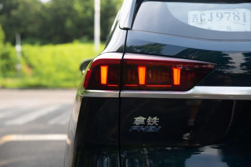 浅尝“加料”后的拿铁DHT-PHEV，油耗惊喜、细节让奶爸微笑