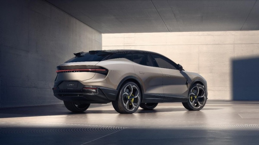 帅气的性能猛兽，路特斯纯电智能HYPER SUV ELETRE全球上市