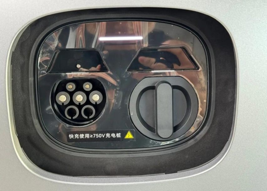 智界S7交不出车，又充不上电，奇瑞与华为强强无法联合？