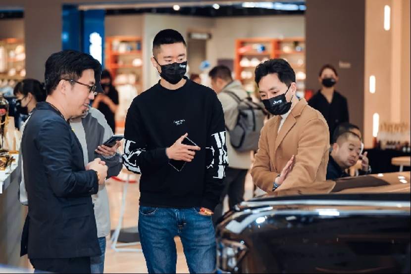 更远大的冒险 Jeep®全新⼤切诺基4xe城市全国巡演亮相成都