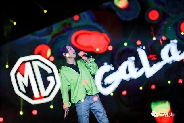 同级首搭L2+自动驾驶，8秒破百韩寒打call，名爵ZS能否一路开挂？