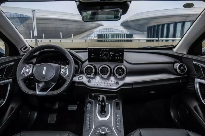 点个“全家桶” ，试驾2020款VV7&VV7 GT