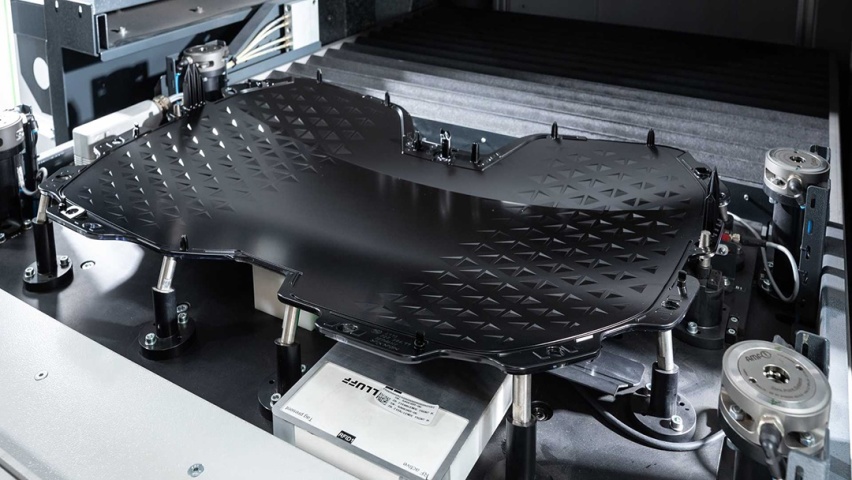 bmw-inext-grille-bmw-inext-grille-manufacturing.jpg