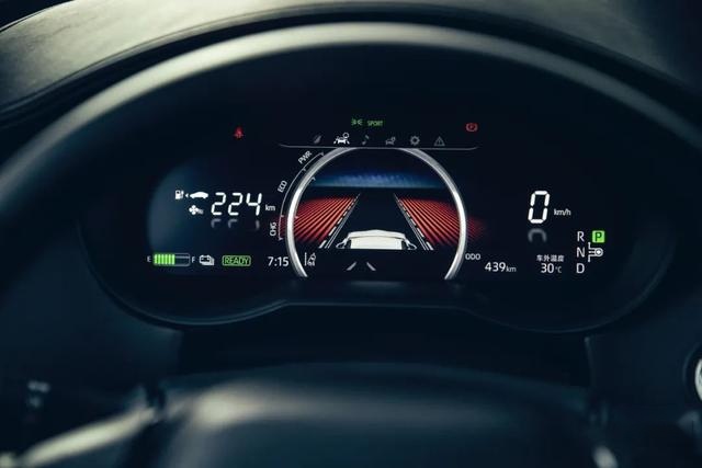 造物片场丨广汽丰田 C-HR EV ：所有新生，都不陌生