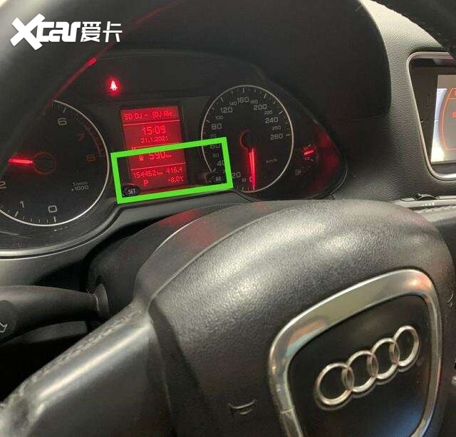 奥迪q5烧机油问题频发?轻松化解有高招,无需繁琐大修