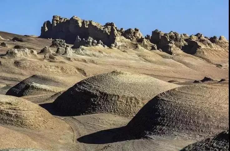 无人区里的“废墟遗迹”与“火星冒险”